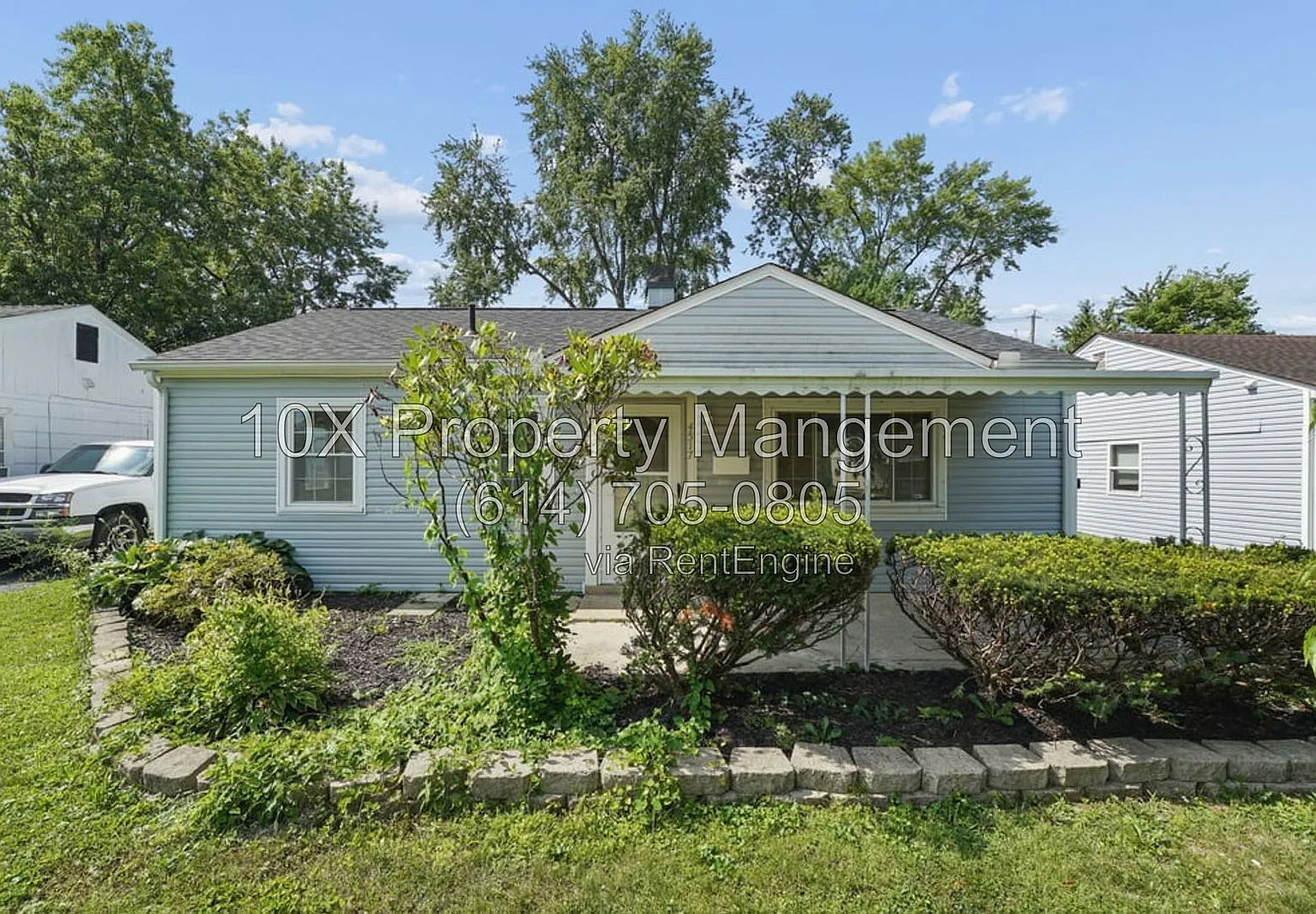 3 bed, 1.0 bath, 923 sqft, $1,800 — Photo 2