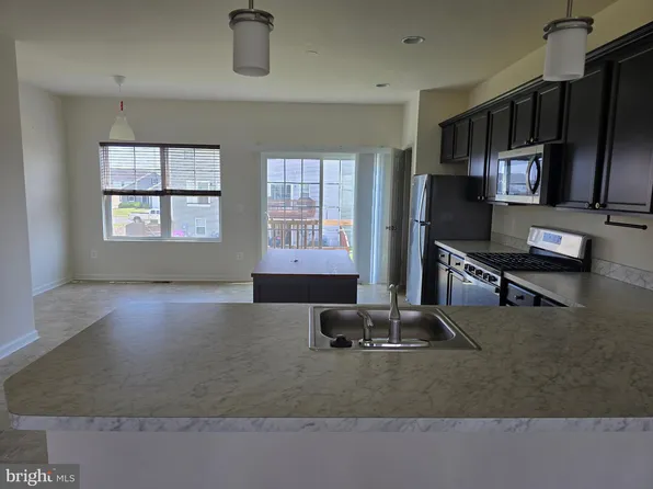 243 Crofton Ct, Stephenson, VA 22656