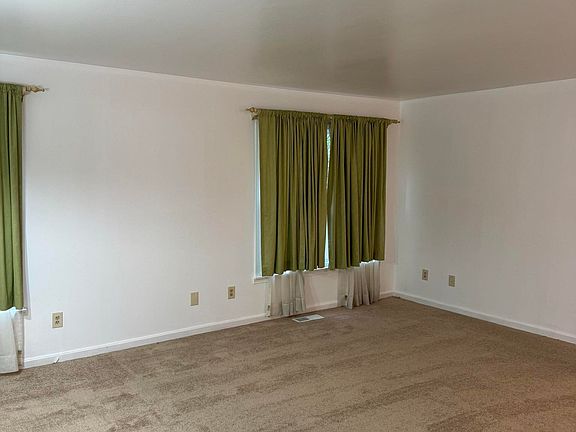 2nd image of 1154 Jeffrey Dr