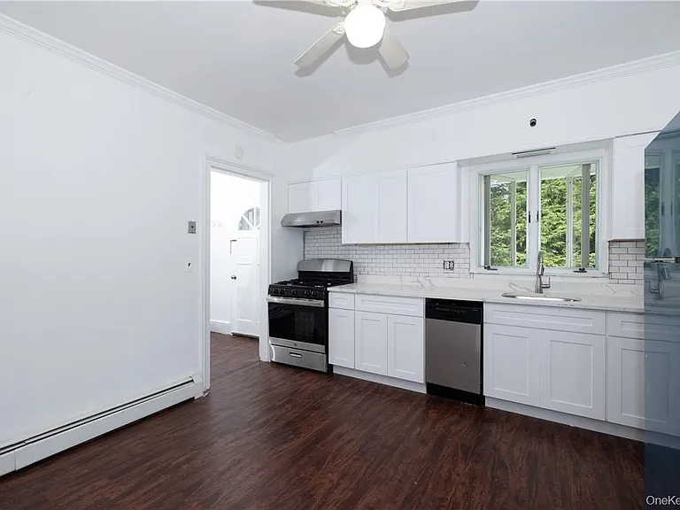 547 King St #A — Photo 5
