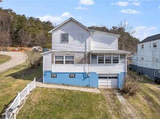 6 Hubbard Rd, Burgettstown, PA 15021