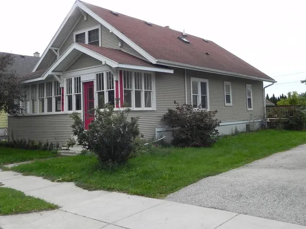669 Main STREET, Belgium, WI 53004
