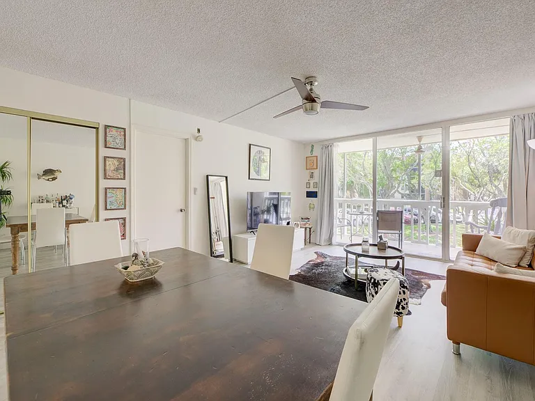 7081 Environ Blvd #143 — Photo 8