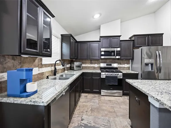 712 Rim Water Dr, Alvin, TX 77511