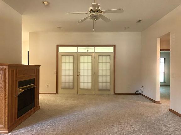 4th image of 1718 S 41st St