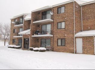7335 W 157th St APT 3B, Orland Park, IL 60462