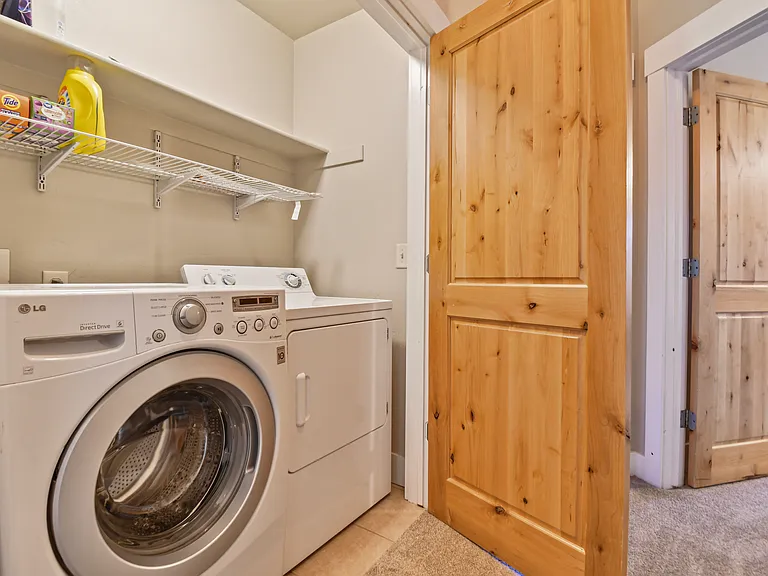 2nd Floor Laundry