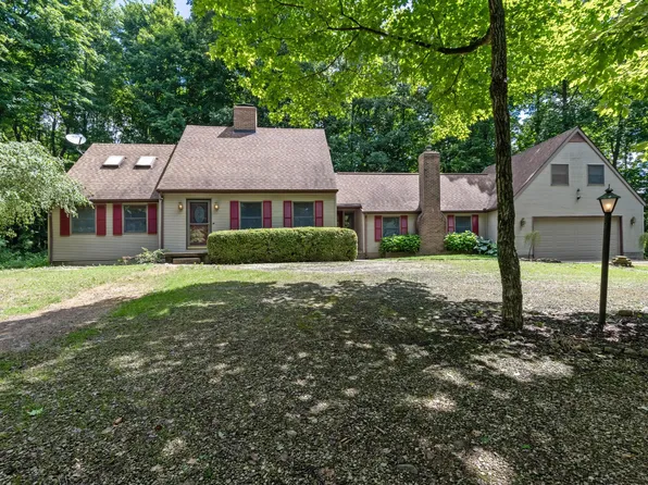 6940 Graham Rd, Mount Vernon, OH 43050