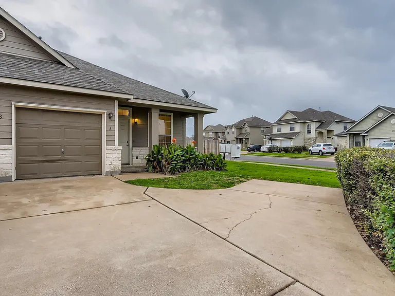 2858 Southampton Way #A — Photo 8