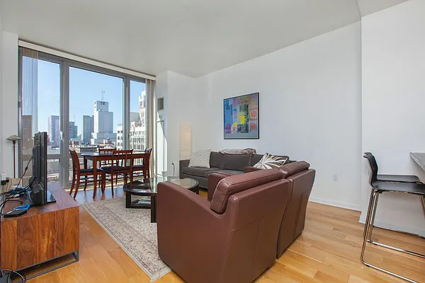 Rented by Keller Williams NYC | media 16