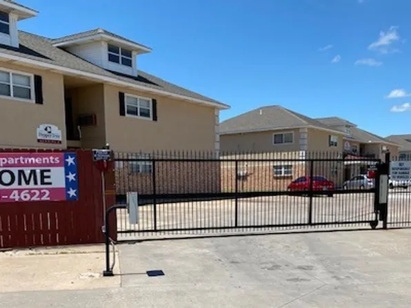 Peppertree Apartments, 1420 NW Hunter Rd APT E8, Lawton, OK 73505