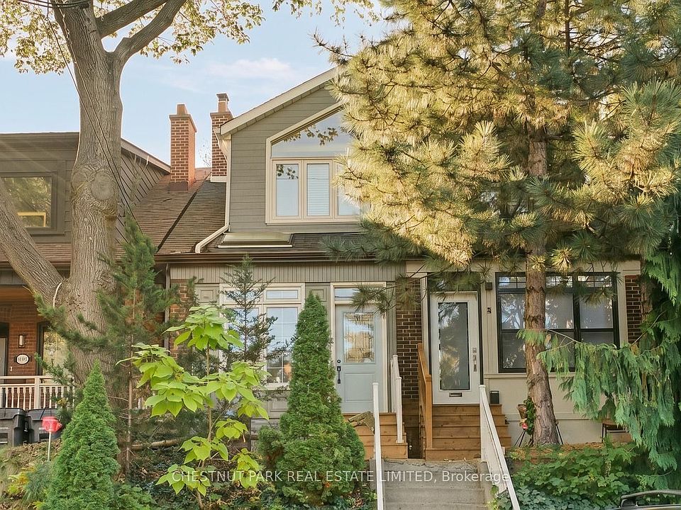 1st image of 15 Millbrook Cres