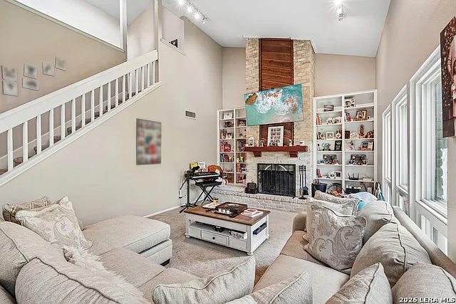 2639 Country Square St — Photo 7