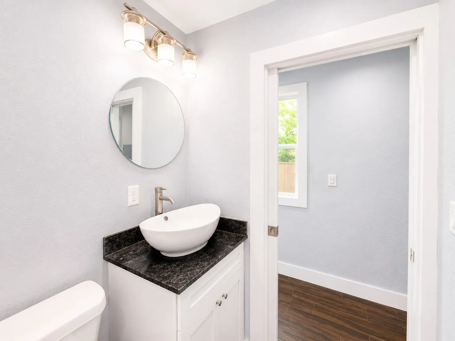 3 bed, 1248 sqft, $1,795 — Photo 4
