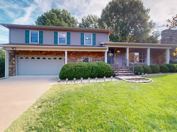 4330 Wellingborough Ln, Paducah, KY 42003