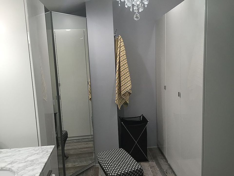 1st image of 26 Honeysuckle Ln