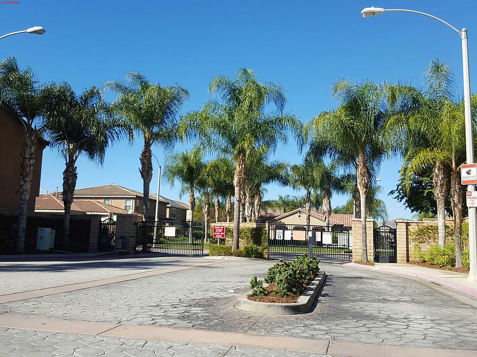 2nd image of 1536 Edmon Way