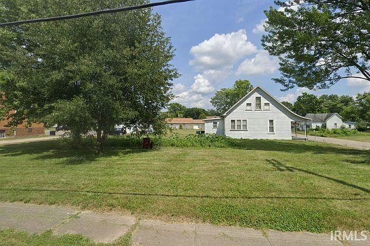 1st image of 1400 E 1st St