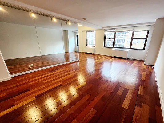 Rented by Oxford Property Group | media 2