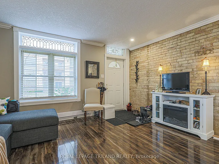 713 King St #1 — Photo 1