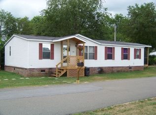 125 Butler Ln, Mountain City, TN 37683