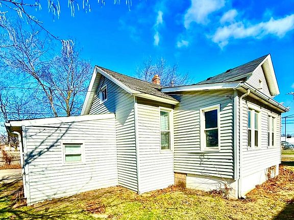 5th image of 35449 Clinton St