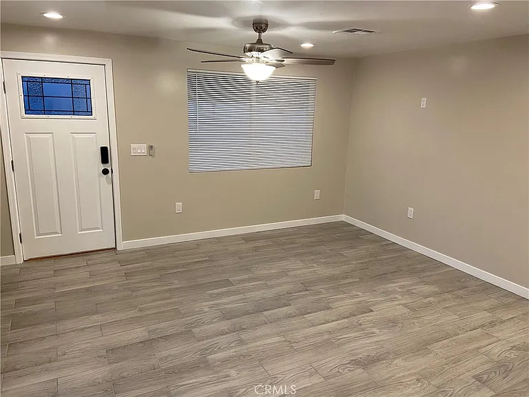 1548 N Lassen Ave — Photo 2