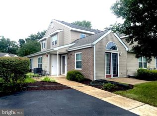 2 Cartwright Ct, Wilmington, DE 19804