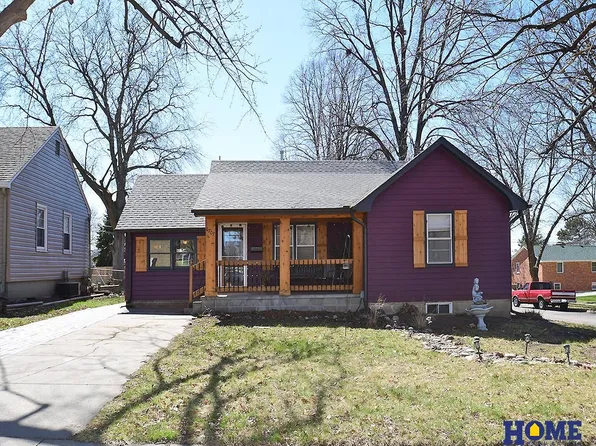 6707 Orchard St, Lincoln, NE 68505