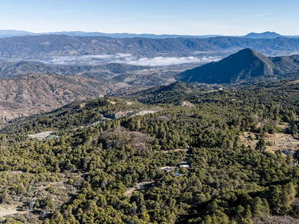 6775 County Road 110, Hopland, CA 95449