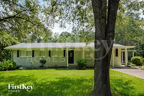 1175 Milstead Ave NE Photo 1