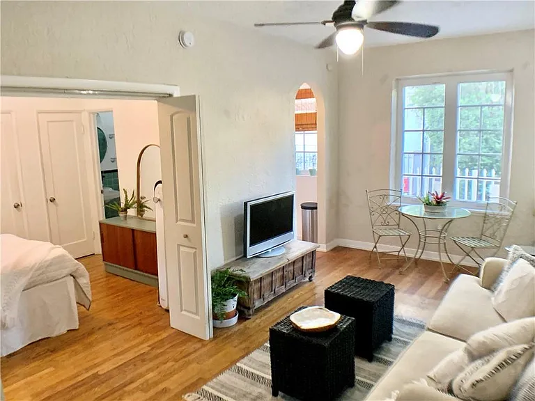 732 Euclid Ave #9 — Photo 7