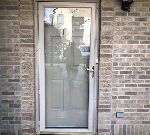 4th image of 261 Davis Ave #1-C