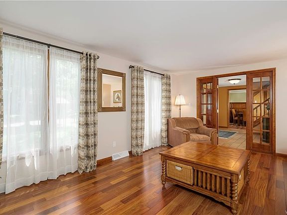 4th image of 274 Randwood Dr