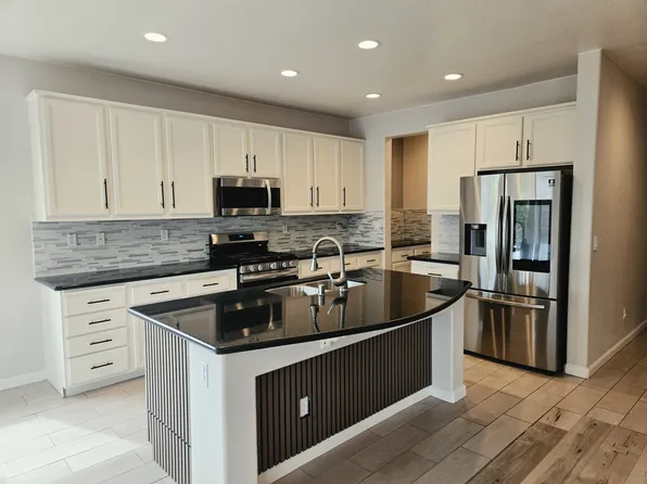 9288 Trout Way, Elk Grove, CA 95624
