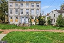 2nd image of 315 Broadway #317