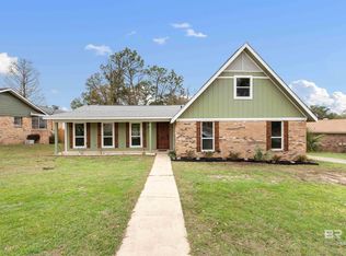 6425 Gaslight Ln N, Mobile, AL 36695