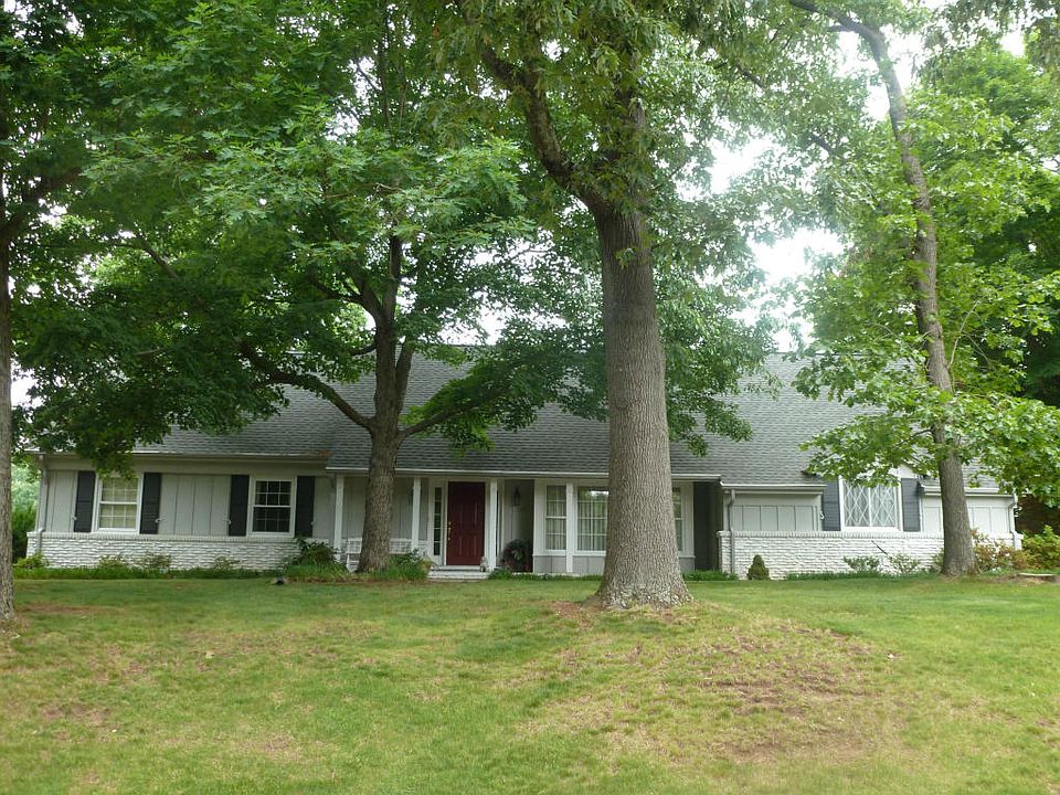 1st image of 3735 Dogwood Ln SW