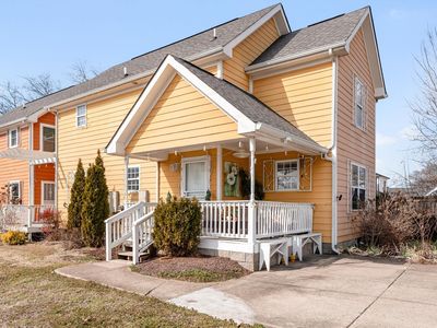 2000B 10th Ave N, Nashville, TN, 37208