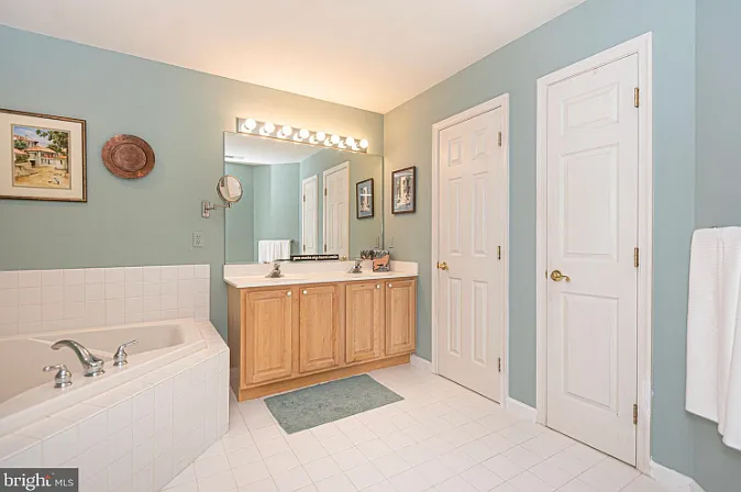 124 Hingham Ln #19 — Photo 14
