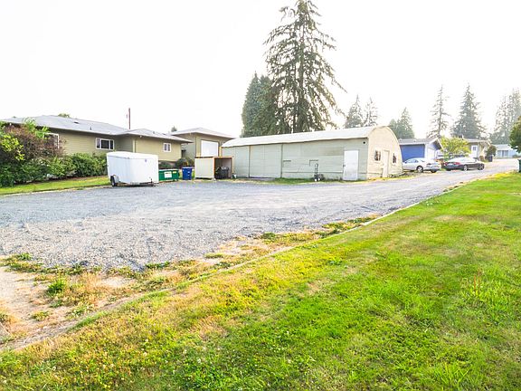 2nd image of 16925 Larch Way Unit A