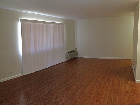 2nd image of 966 Kiely Blvd Unit A