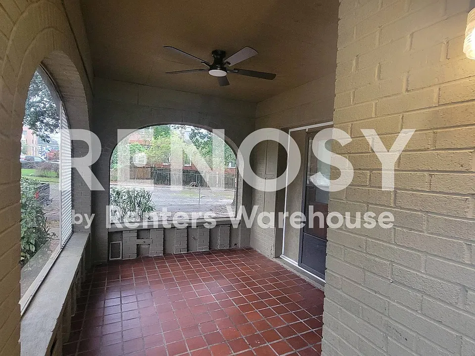 570 Moreland Ave