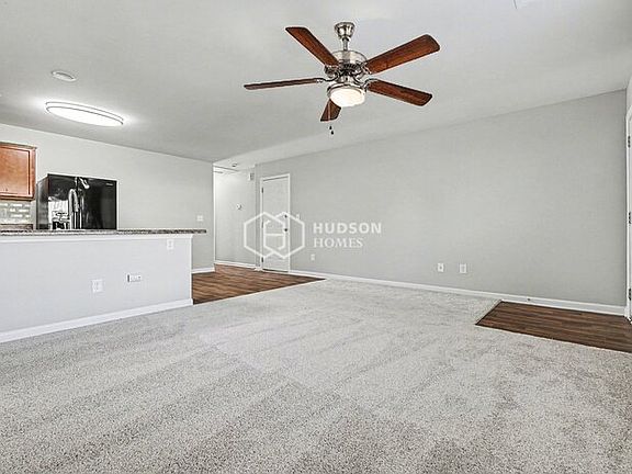 3rd image of 153 Autumn Woods Dr