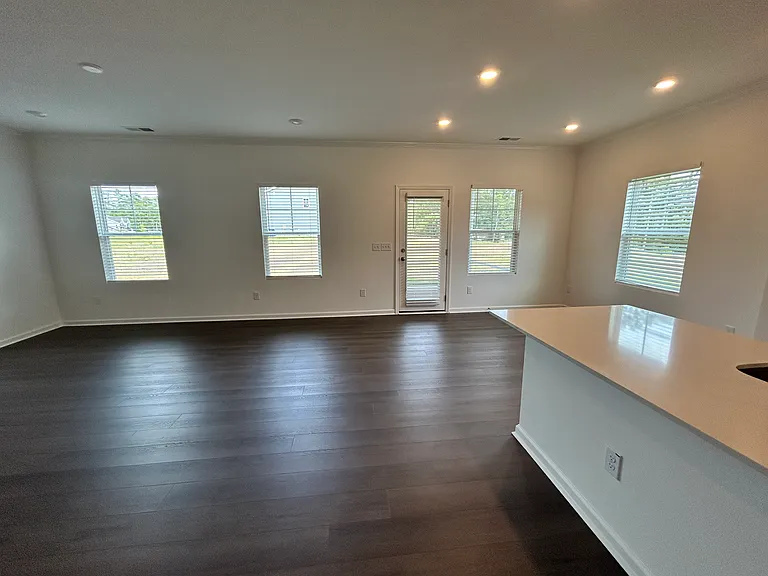 151 Hanover Dr — Photo 11