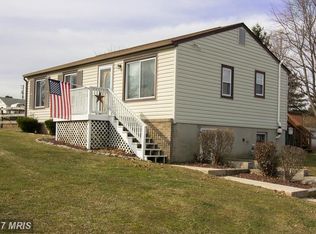 3154 New St, Manchester, MD 21102