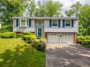 501 Fruitwood Dr, Bethel Park, PA 15102