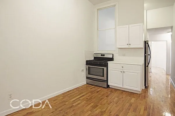 Rented by Coda Real Estate NYC | media 9