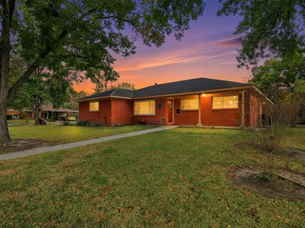 1602 Easthaven Dr, Pasadena, TX 77506