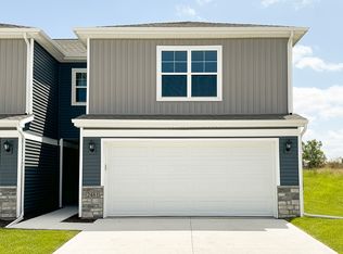 Sydney Plan, The Hill Townhomes, Bennington, NE 68007